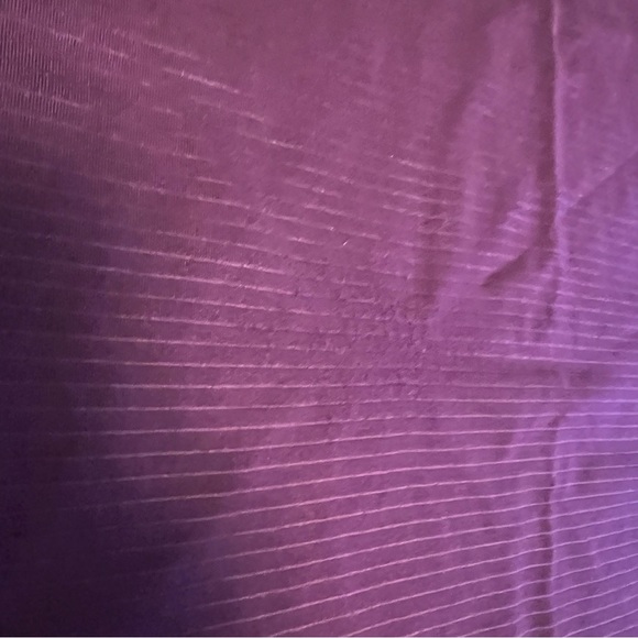 Gap Tank Top - Picture 2 of 4